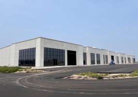 3000 McCreary Road, Winnipeg, Manitoba, ,Industrial,Lease,McCreary ,2121