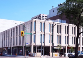 379 Broadway, Winnipeg, Manitoba, ,Retail,Lease,Broadway,2201