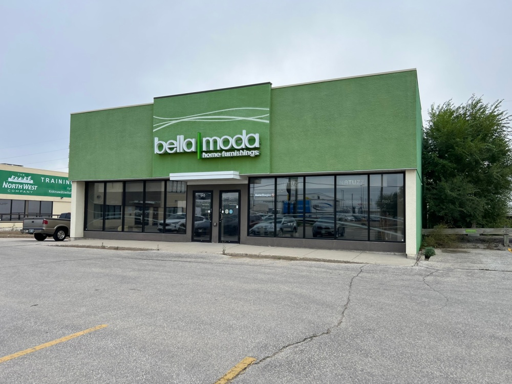 645 Century St, Winnipeg, Manitoba, ,Retail,Lease,Century,2280